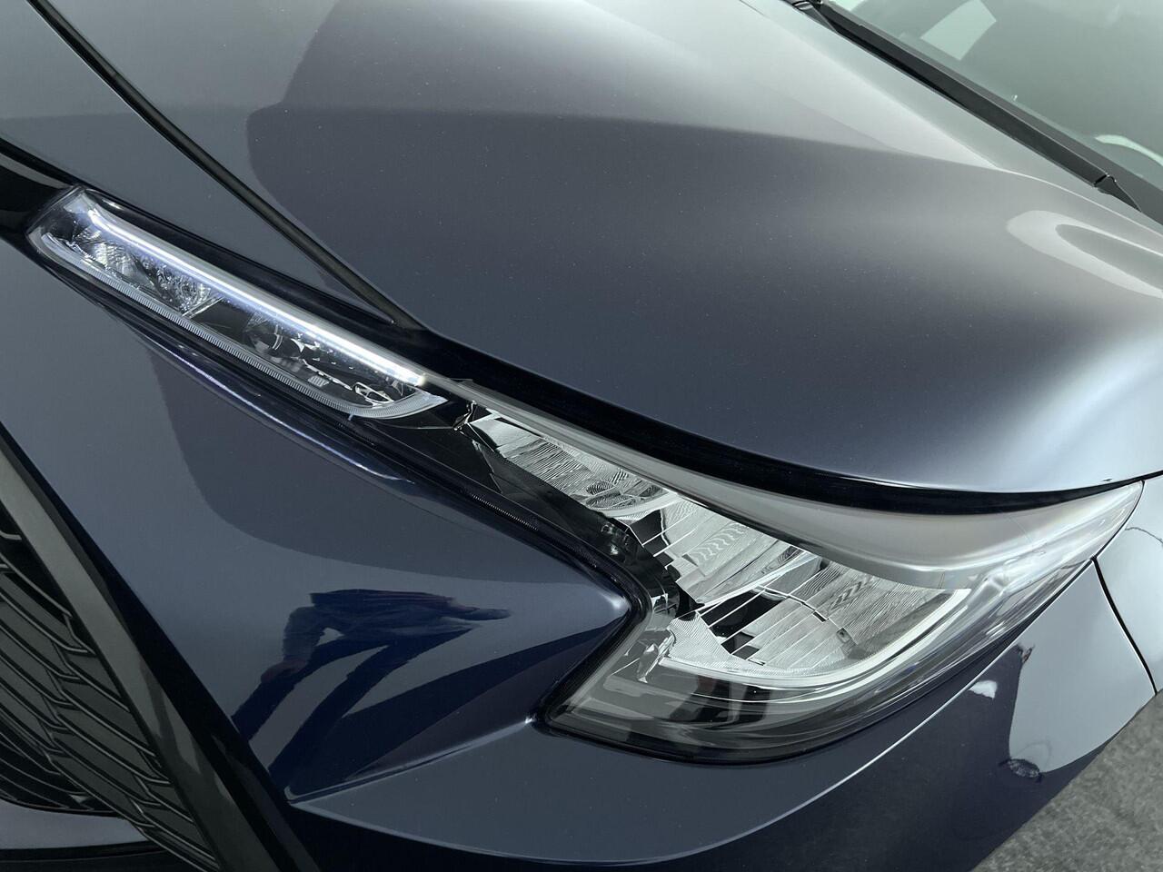 Toyota COROLLA Touring Sports 2.0 Hybrid Dynamic | Rijklaar | Stoelverwarming | LM Velgen