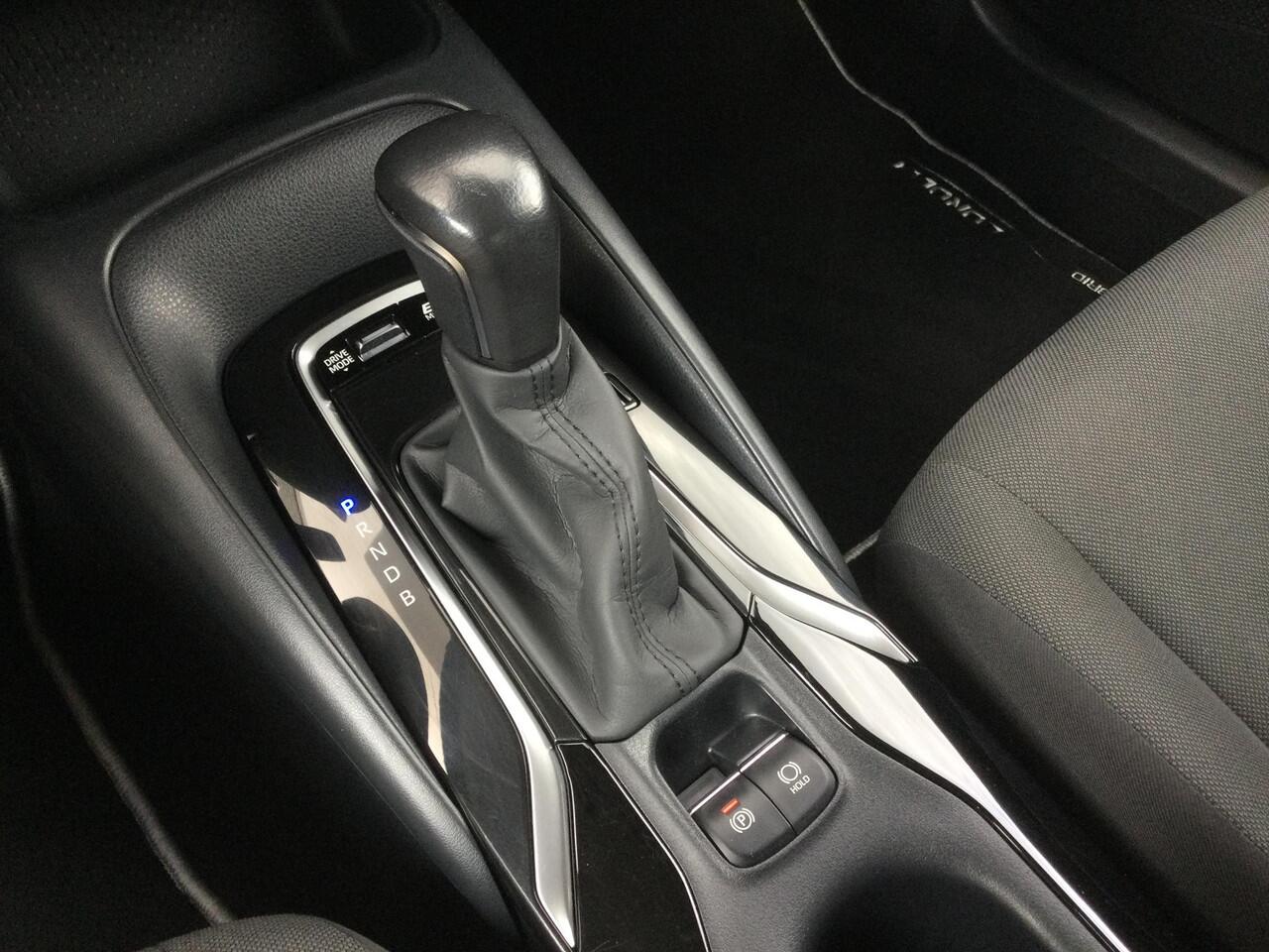 Toyota COROLLA 1.8 Hybrid Active | Camera | Adpt. Cruise |