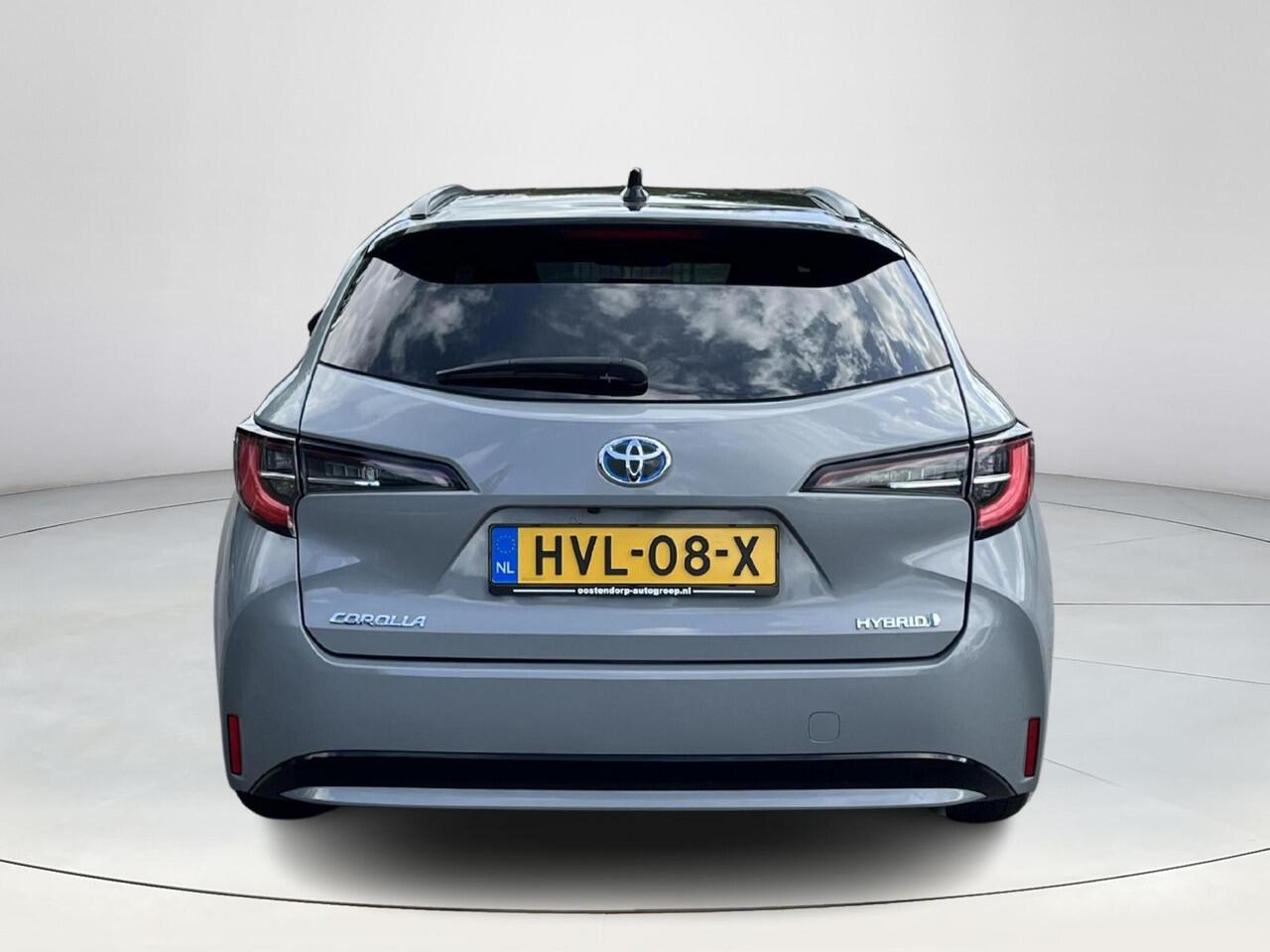 Toyota COROLLA Touring Sports 1.8 Hybrid Dynamic | Navigatie | Apple CarPlay/Android auto | Achteruitrijcamera | Stoelverwarming | Elektrische achterklep