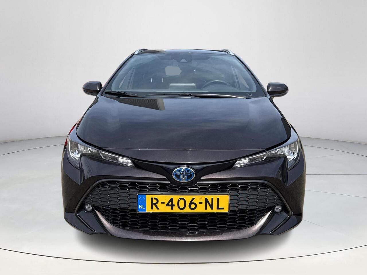 Toyota COROLLA Touring Sports 1.8 Hybrid Dynamic **NAVIGATIE/ KEYLESS/ STOELVERWARMING/ 36 MAANDEN GARANTIE**