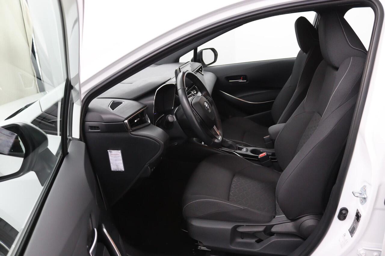 Toyota COROLLA 1.8 Hybrid Active | Navigatie | Adaptieve Cruise control | Climate Control |