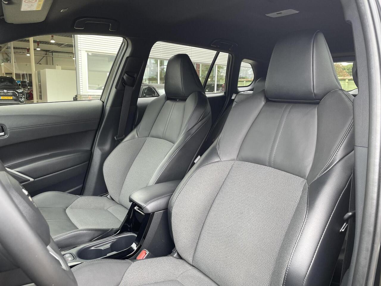 Toyota COROLLA Cross 2.0 High Power Hybrid First Edition