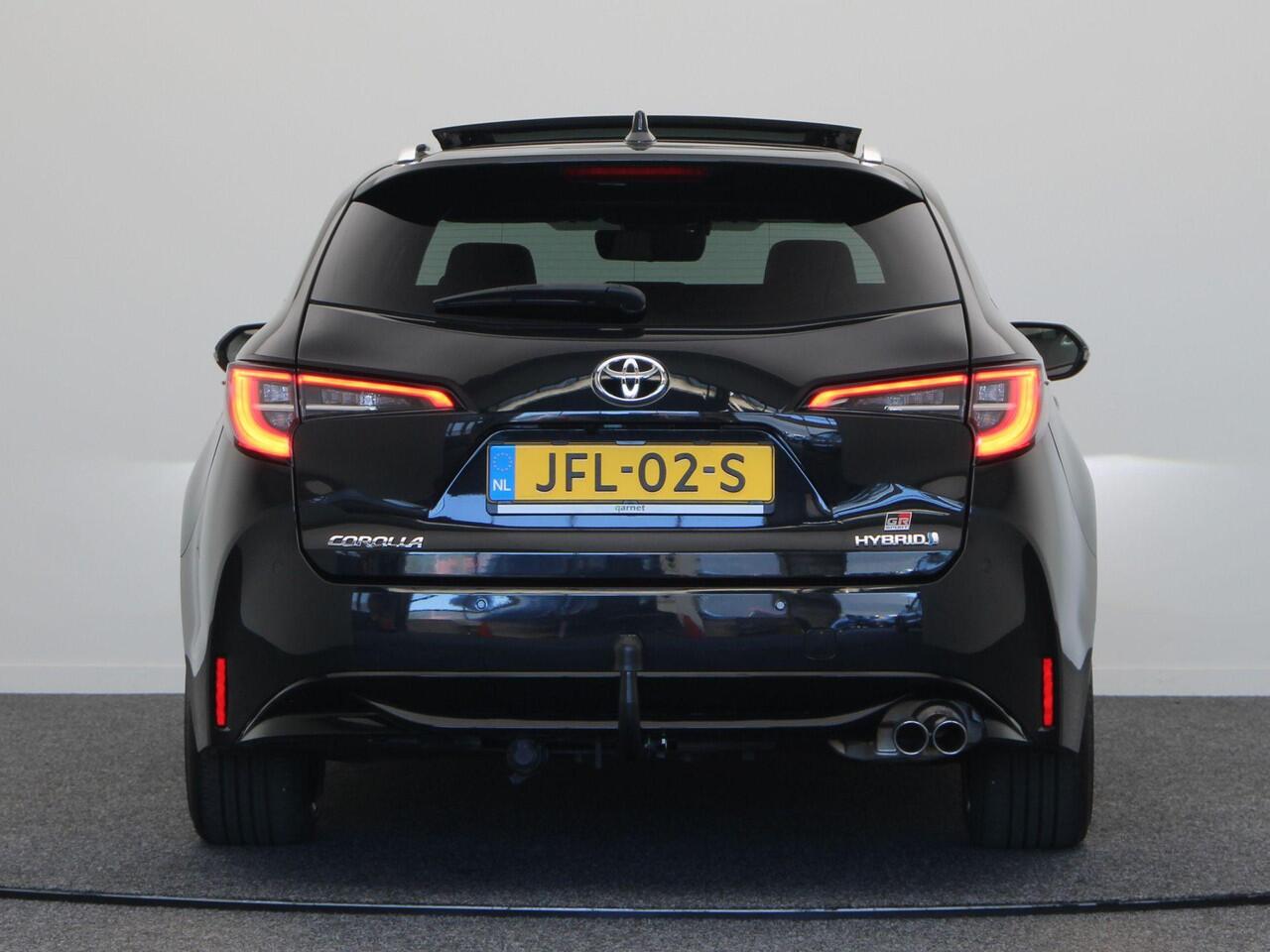 Toyota COROLLA Touring Sports 180pk GR Sport | JBL | Panoramadak | Stoel, Stuur en Voorruitverwarming | Adaptieve Cruise Control | 10 Jaar Garantie |