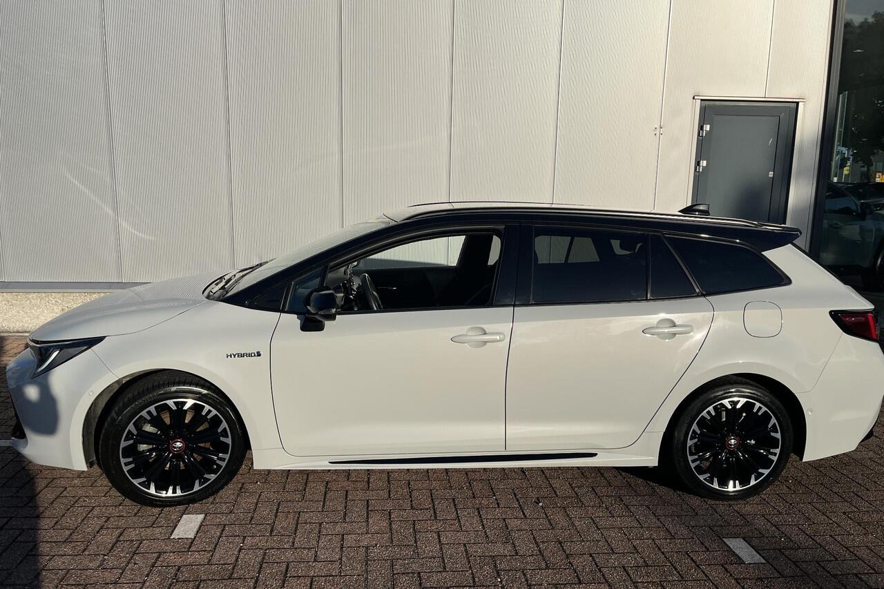 Toyota COROLLA Touring Sports 2.0 Hybrid GR-Sport | Reservewiel|Trekhaak afn|Sportstoelen