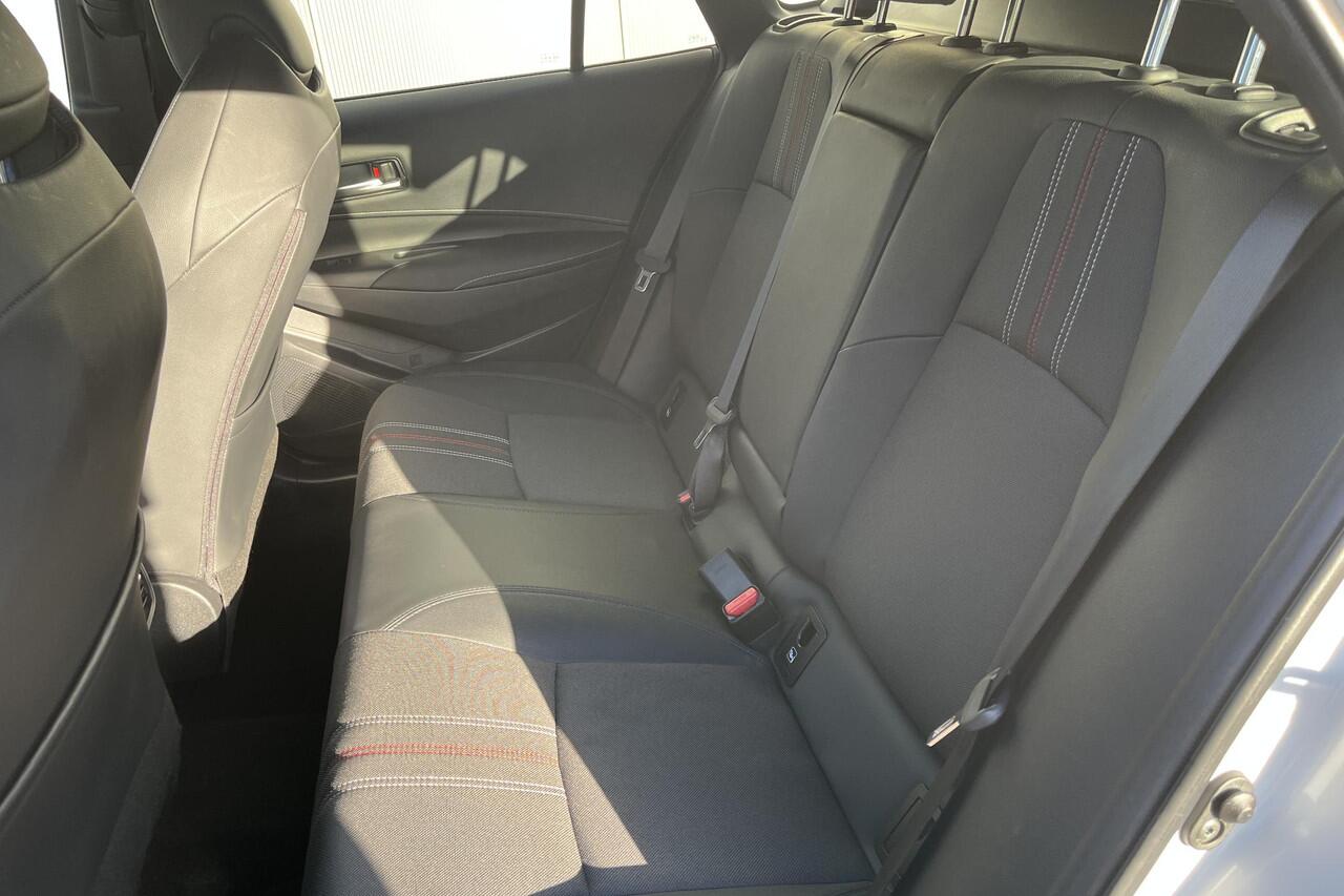 Toyota COROLLA Touring Sports 2.0 Hybrid GR-Sport | Reservewiel|Trekhaak afn|Sportstoelen