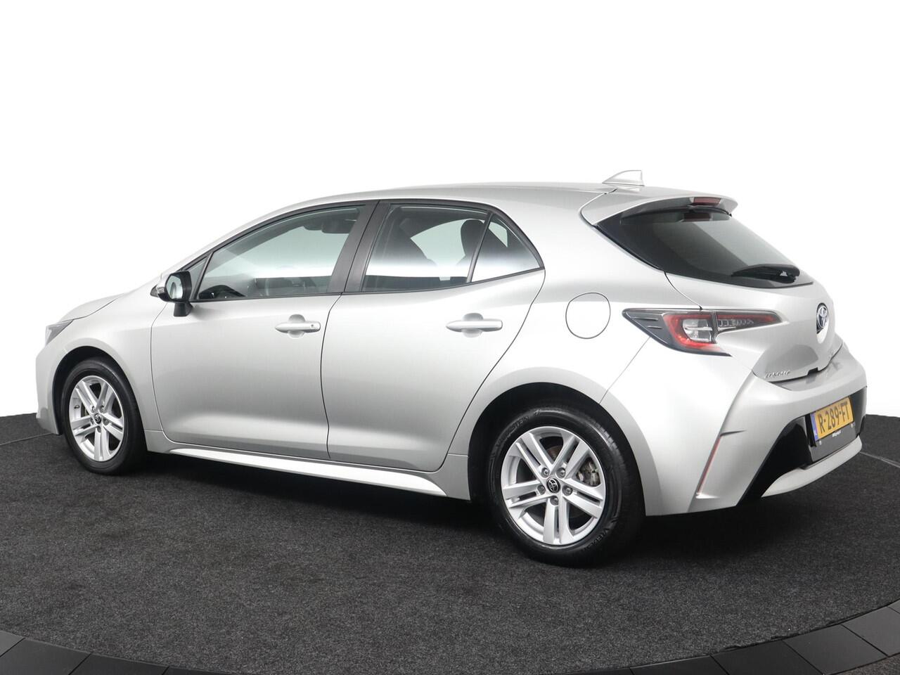 Toyota COROLLA 1.8 Hybrid Active | Apple Carplay/Android Auto | Parkeercamera | Adaptieve Cruise Control |