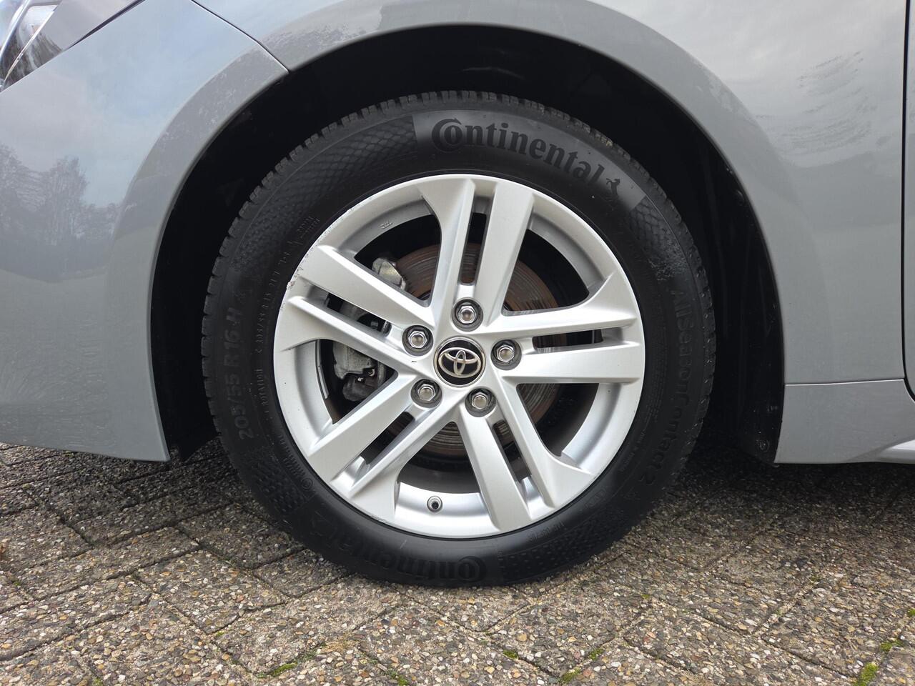 Toyota COROLLA Touring Sports 1.8 Hybrid Dynamic Edition | Elektr. klep | Head-Up | Apple CarPlay | Rijklaar incl. garantie |