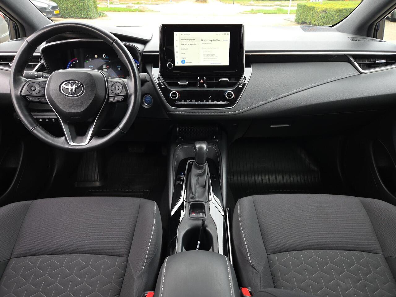 Toyota COROLLA Touring Sports 1.8 Hybrid Dynamic Edition | Elektr. klep | Head-Up | Apple CarPlay | Rijklaar incl. garantie |