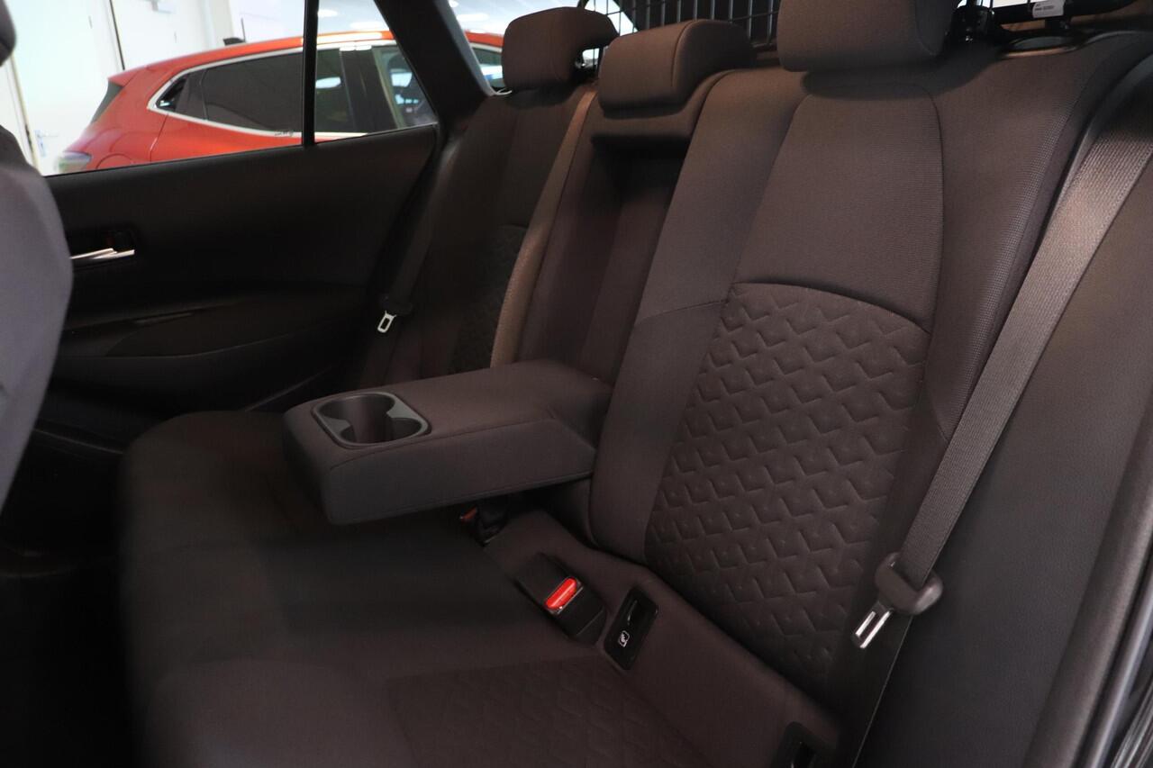 Toyota COROLLA Touring Sports 1.8 Hybrid Active | Camera | Climate control | Adaptieve cruise control | AppleCarplay AndroidAuto Navigatie | LED koplampen | Key-Less |