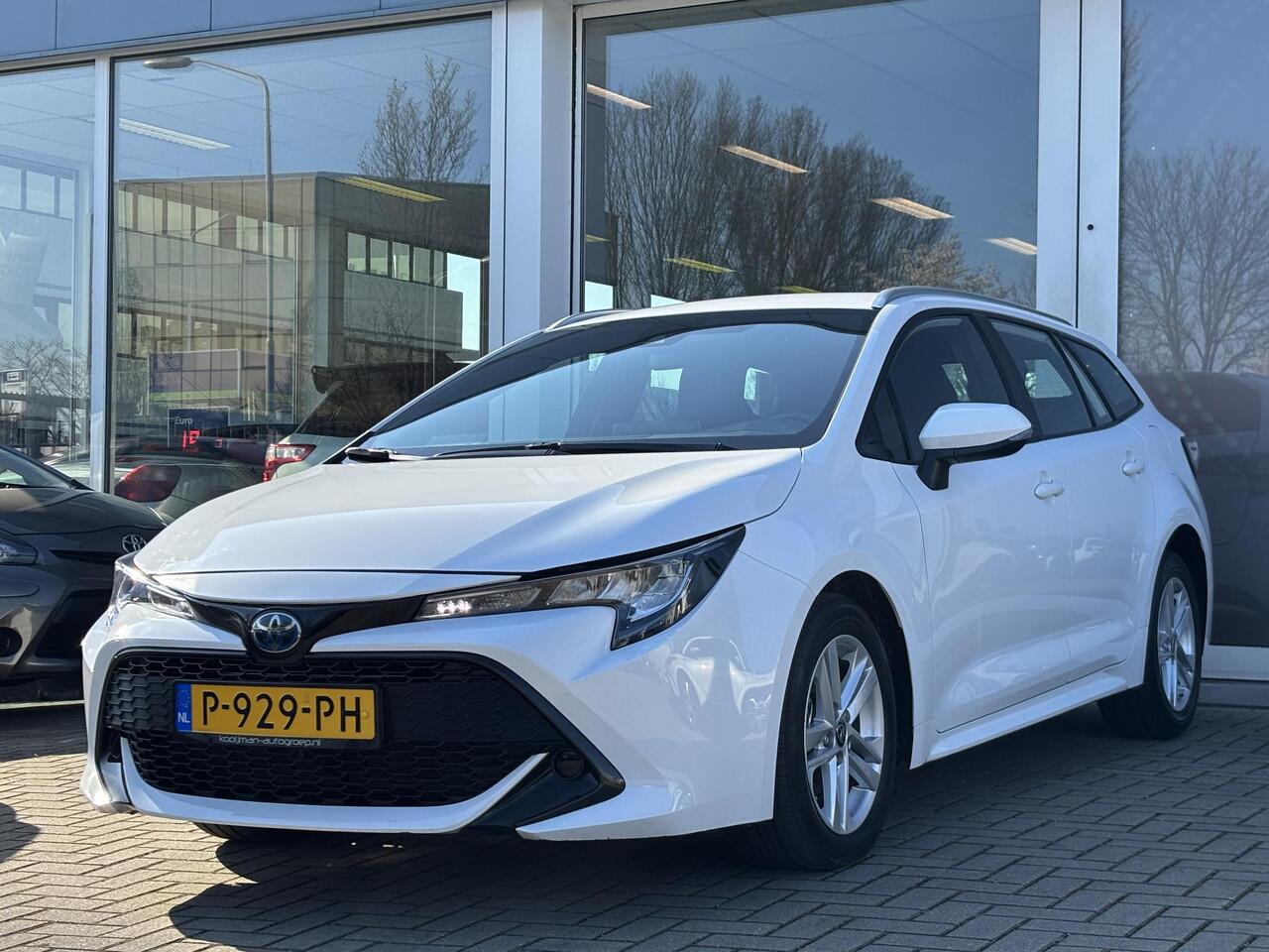 Toyota COROLLA Touring Sports 1.8 Hybrid Active | 1e Eigenaar | BTW | Apple Carplay / Android Auto | Adaptive Cruise Control |