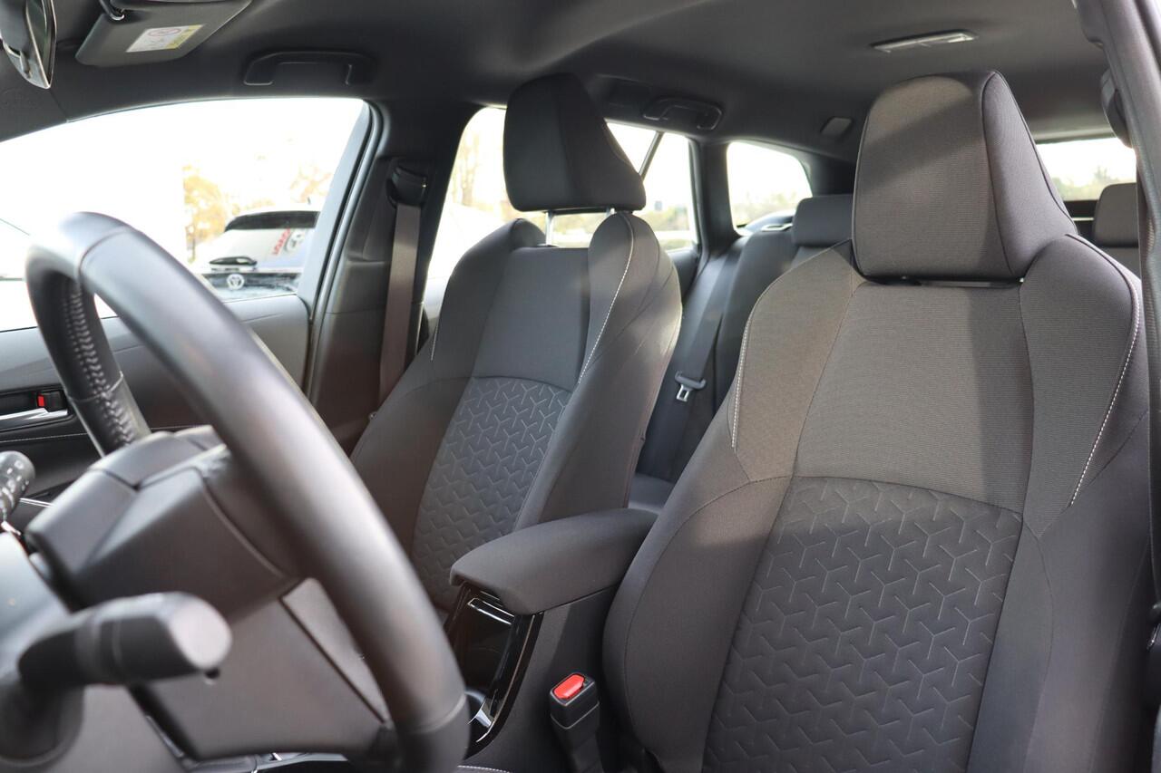 Toyota COROLLA Touring Sports 1.8 Hybrid Active Apple Carplay, Android auto, Parkeercamera, Cruise Control