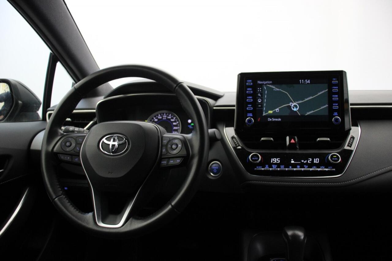 Toyota COROLLA 1.8 Touring Sports Hybrid Active - Carplay, Navi, Camera, Cruise