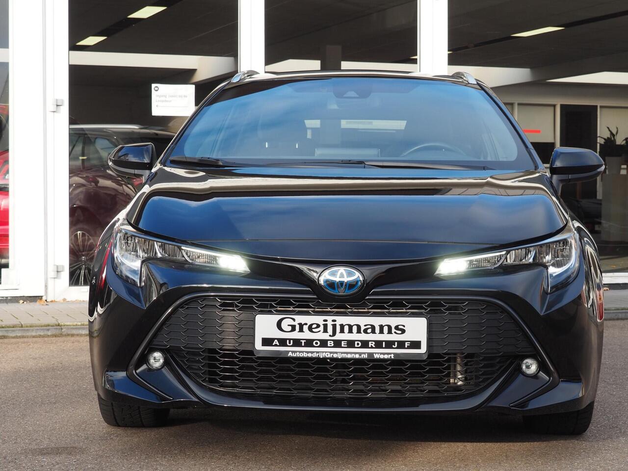 Toyota COROLLA Touring Sports 2.0 Hybrid Dynamic