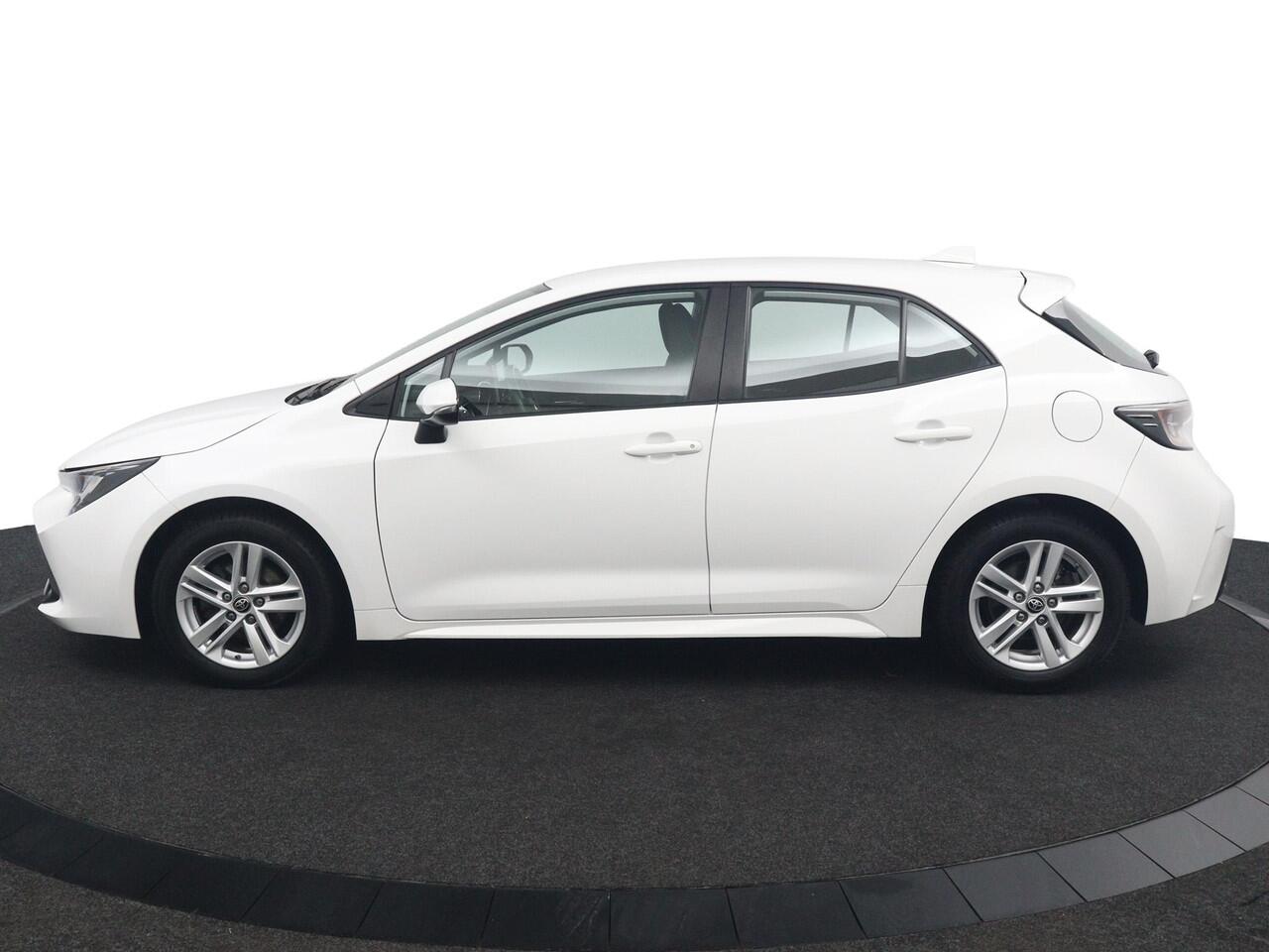 Toyota COROLLA 1.8 Hybrid Active | Navigatie | Adaptieve Cruise control | Climate Control |
