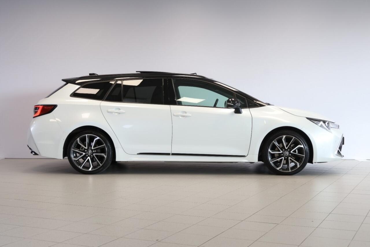 Toyota COROLLA 2.0 Hybride 185pk Executive - Open dak - JBL - Dodehoek - Camera -