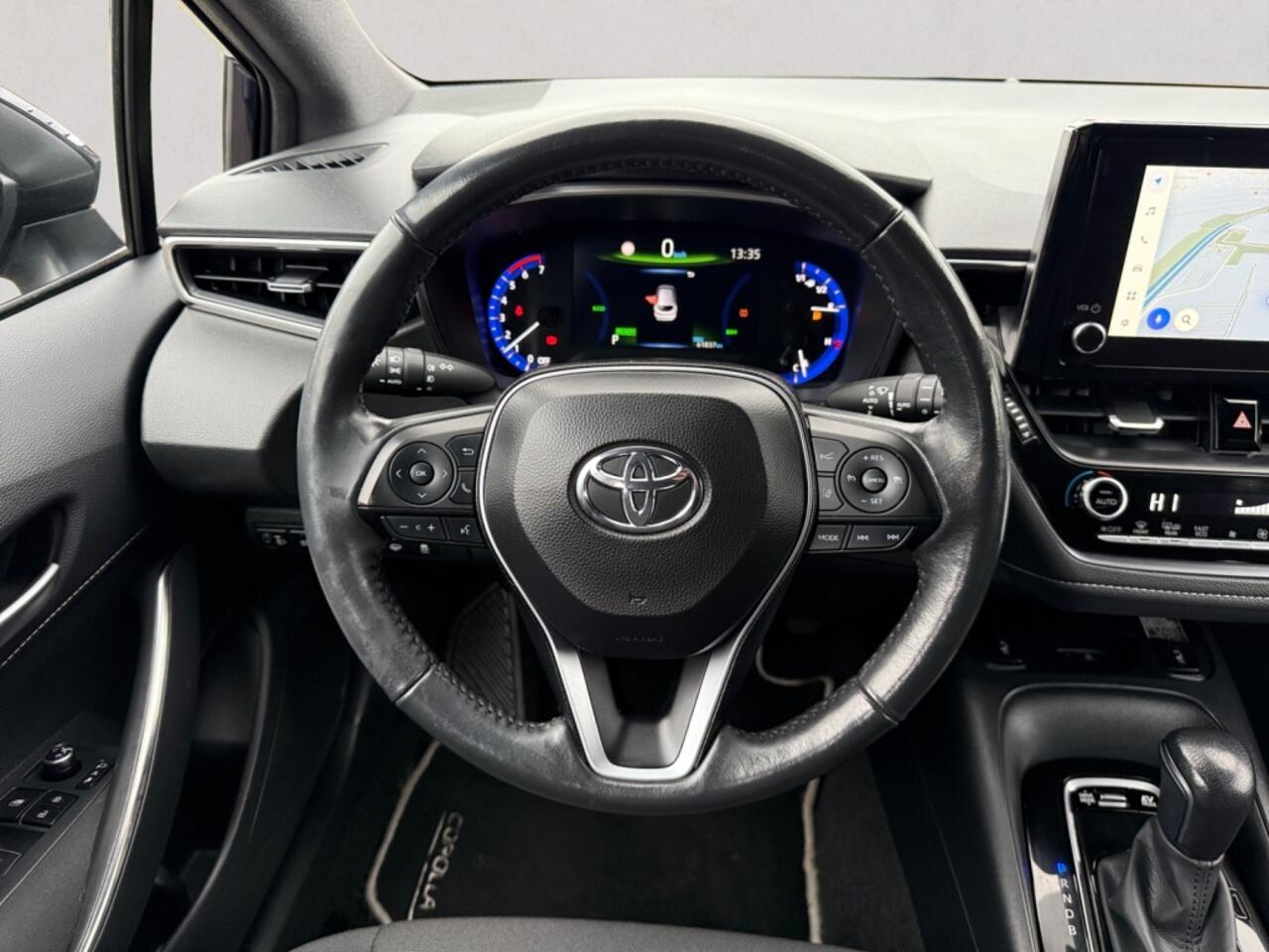 Toyota COROLLA Touring Sports 1.8 Hybrid Team D | navigatie | 17inch | camera | winterpakket