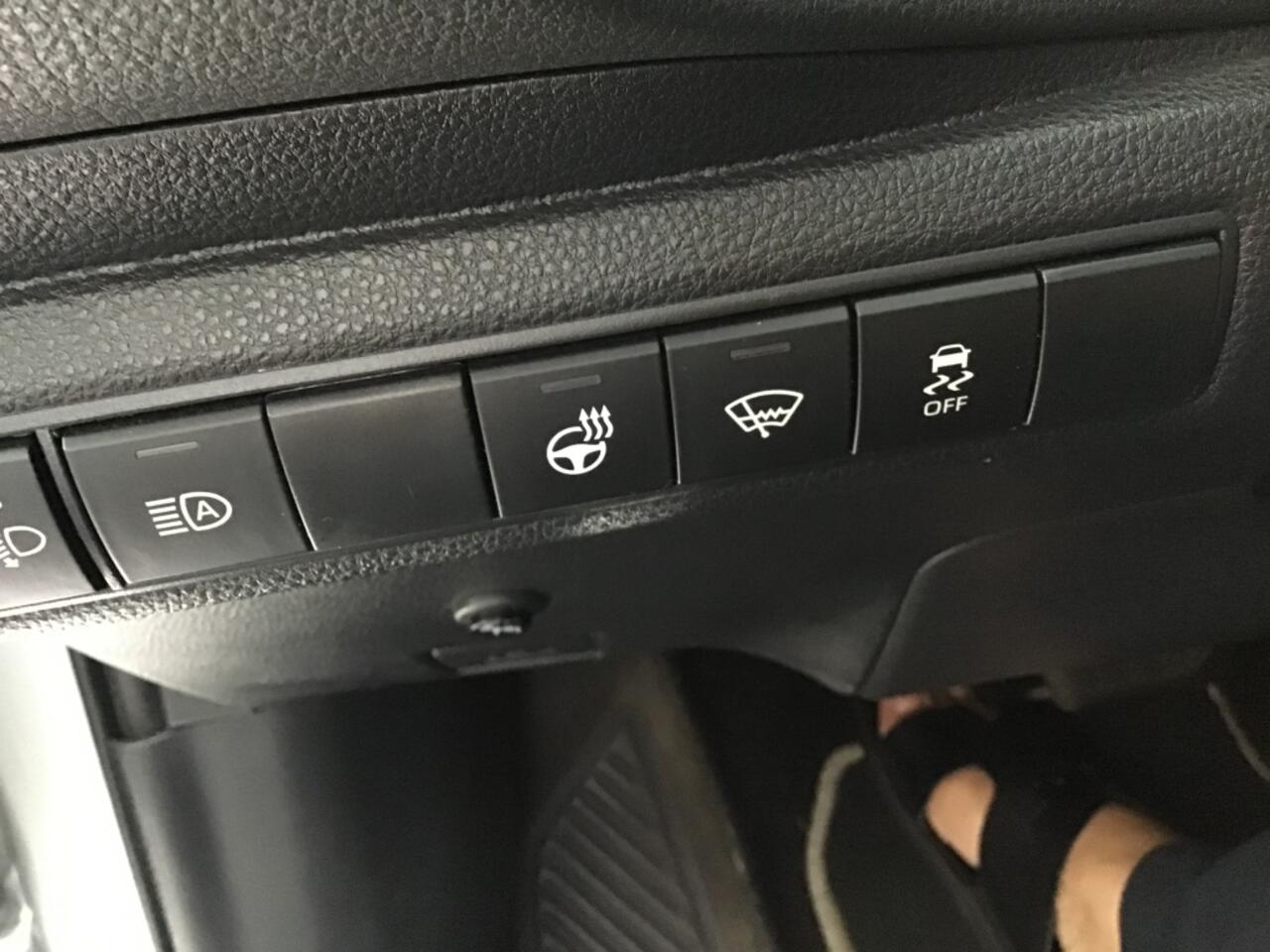 Toyota COROLLA 1.8 Hybrid Active