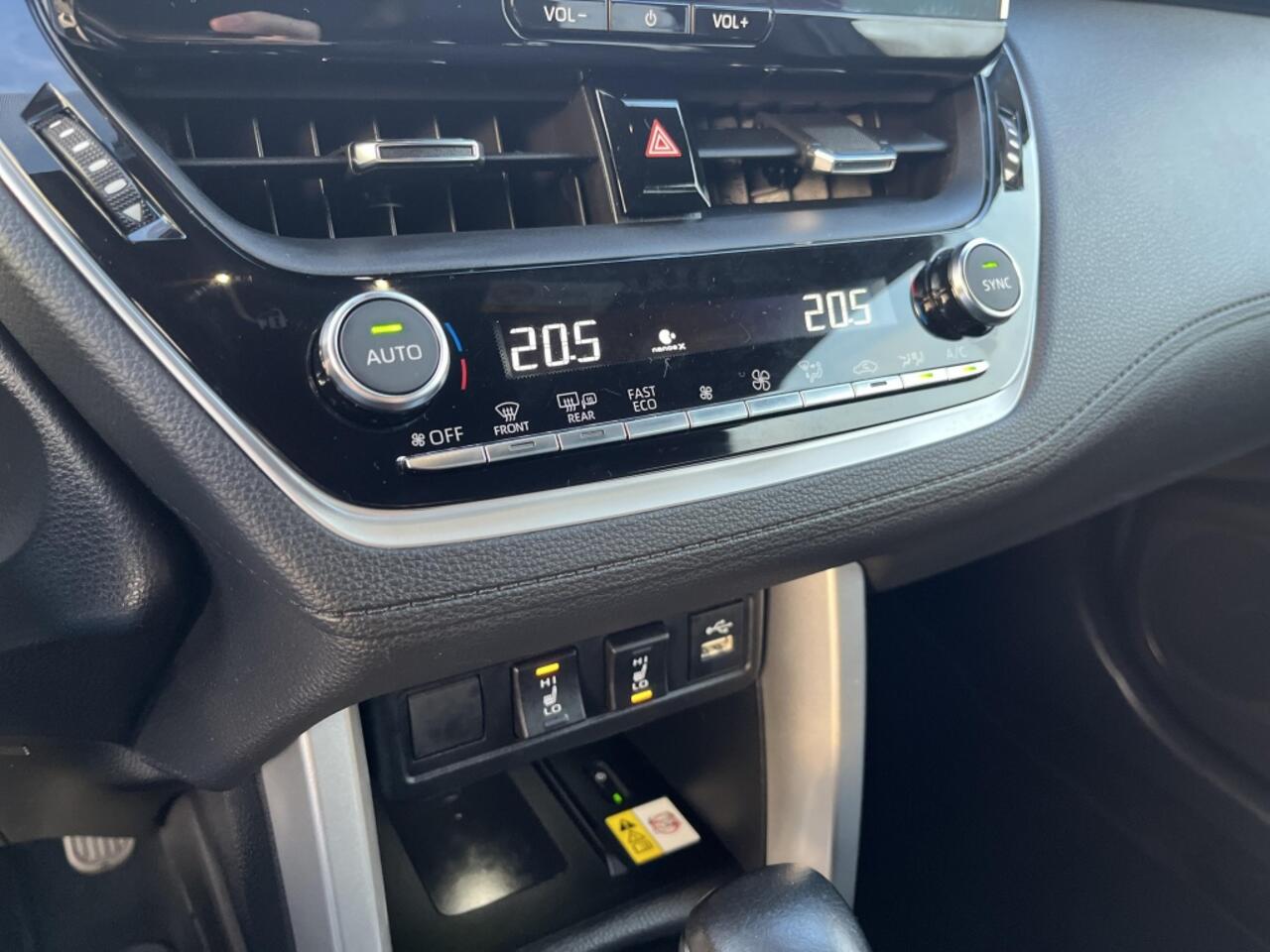 Toyota COROLLA Cross 2.0 High Power Hybrid First Edition