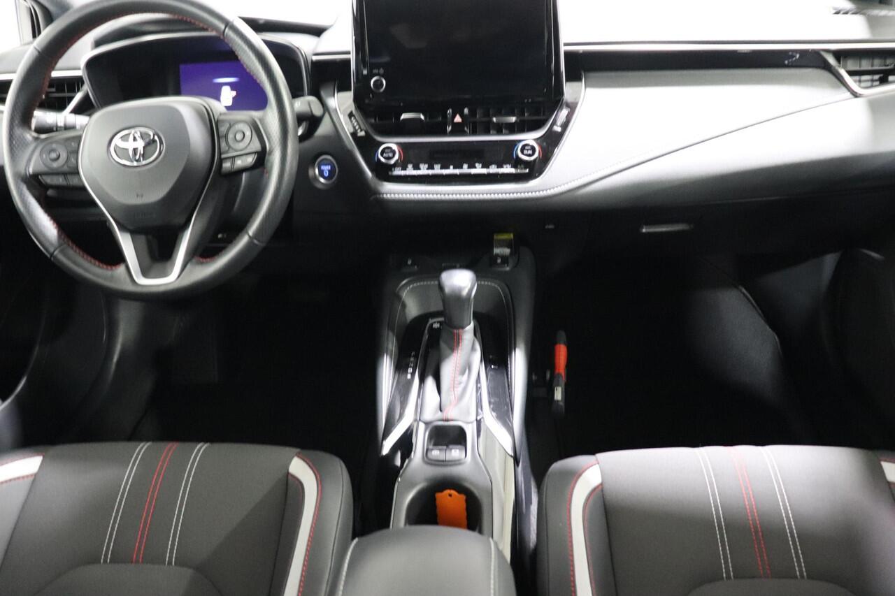 Toyota COROLLA Touring Sports 1.8 Hybrid GR-Sport, Apple Carplay/Android Auto, Stoelverwarming, Dealer onderhouden!