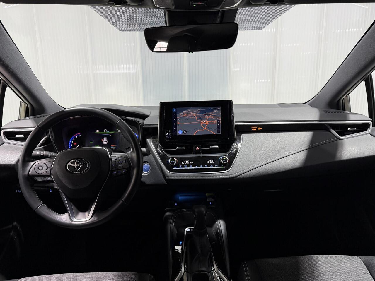 Toyota COROLLA Touring Sports 1.8 Hybrid Dynamic | Dealer onderhouden | Lage km |