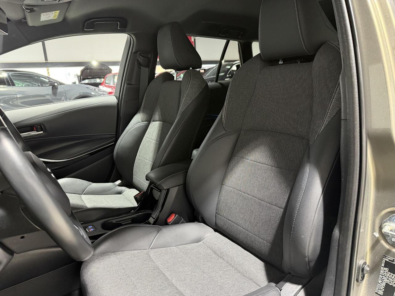 Toyota COROLLA Touring Sports 1.8 Hybrid Dynamic | Dealer onderhouden | Lage km |