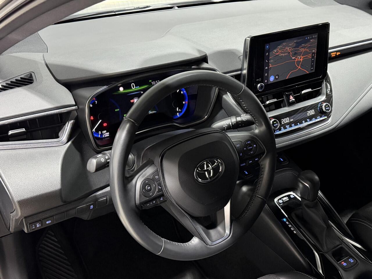 Toyota COROLLA Touring Sports 1.8 Hybrid Dynamic | Dealer onderhouden | Lage km |