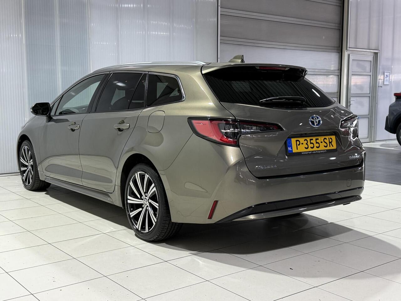 Toyota COROLLA Touring Sports 1.8 Hybrid Dynamic | Dealer onderhouden | Lage km |