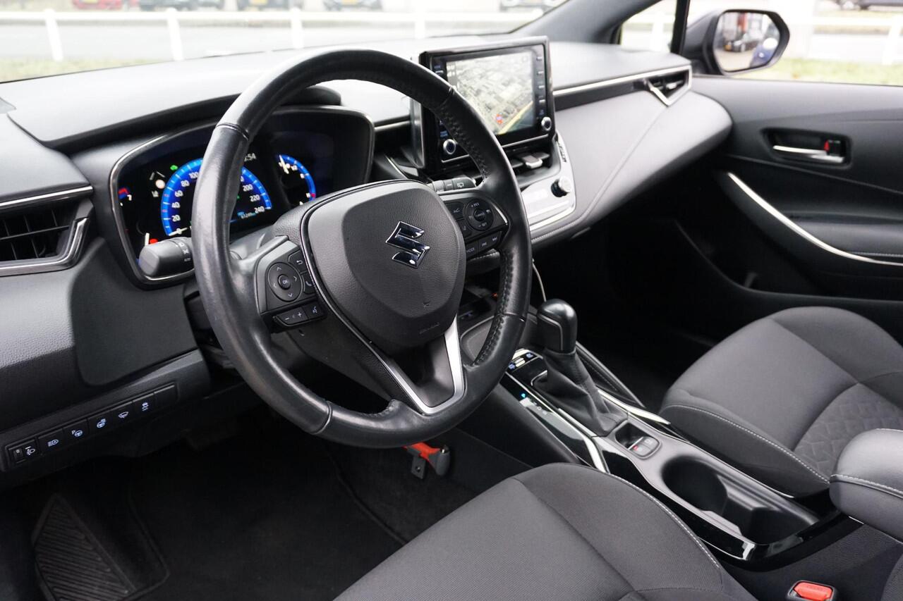 Toyota COROLLA 1.8 Hybrid Style + DODEHOEK / STUURVERWARMING / VOORRUITVERWARMING