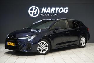 toyota-corolla-1.8-hybrid-style-+-d