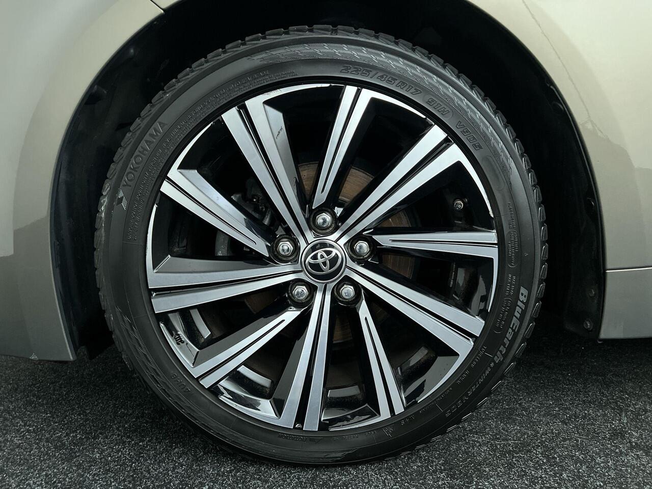 Toyota COROLLA Touring Sports 1.8 Hybrid Dynamic