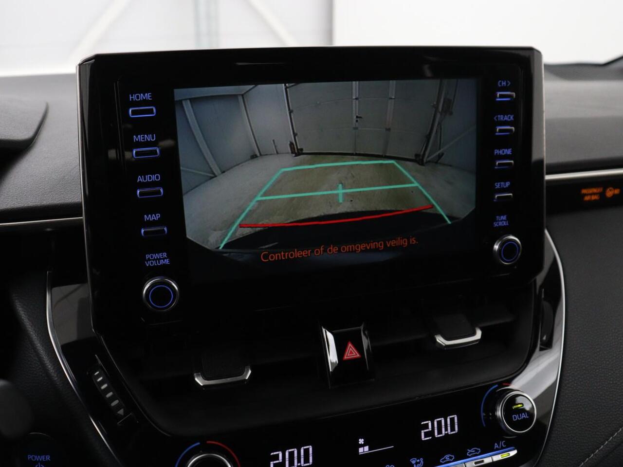 Toyota COROLLA 1.8 Hybrid Active | Carplay | Navigatie | Adaptive cruise | Climate control | DAB | Keyless Start | Full LED | Bluetooth