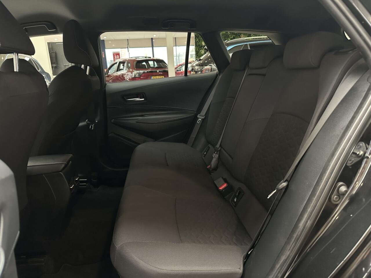 Toyota COROLLA 1.8 Touring Sports [ 18''inch velgen I eerste eigenaar I dealer