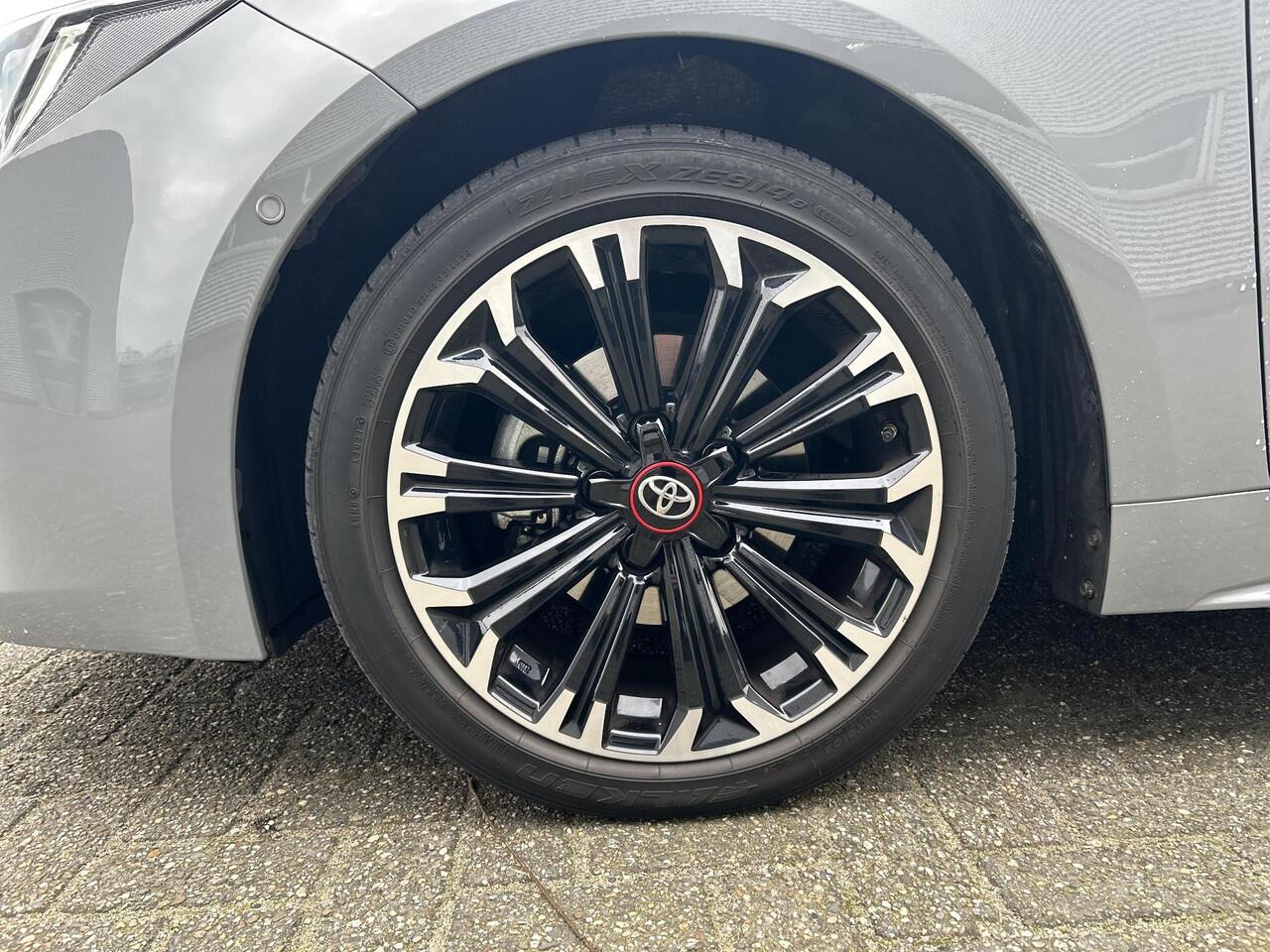 Toyota COROLLA 1.8 Hybrid GR-Sport