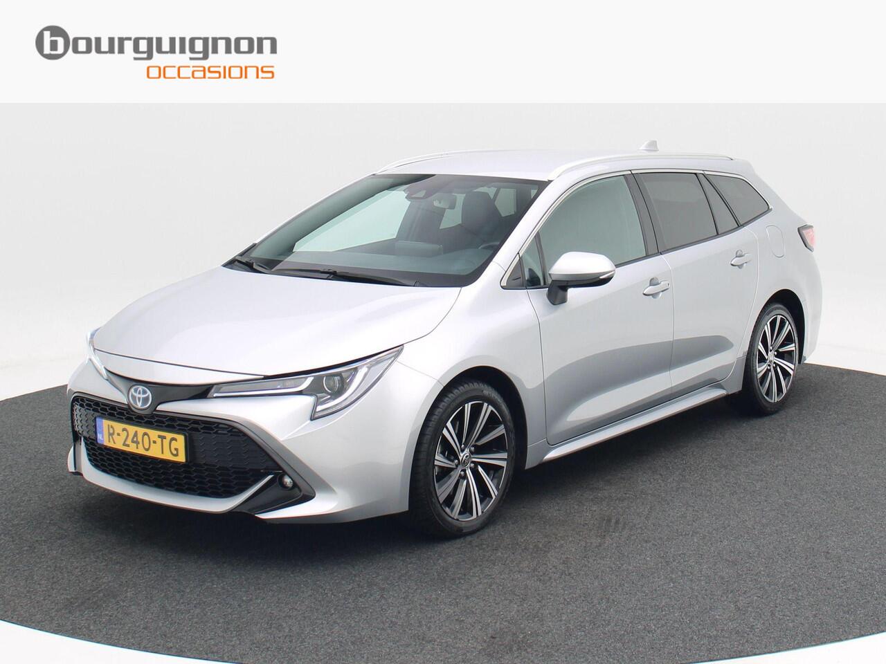 Toyota COROLLA Touring Sports 2.0 184 Pk Automaat Hybrid Dynamic | Camera | Adaptive Cruise | Navigatie | Full LED | Stoel Verwarming | CarPlay | 46.153 Km !!