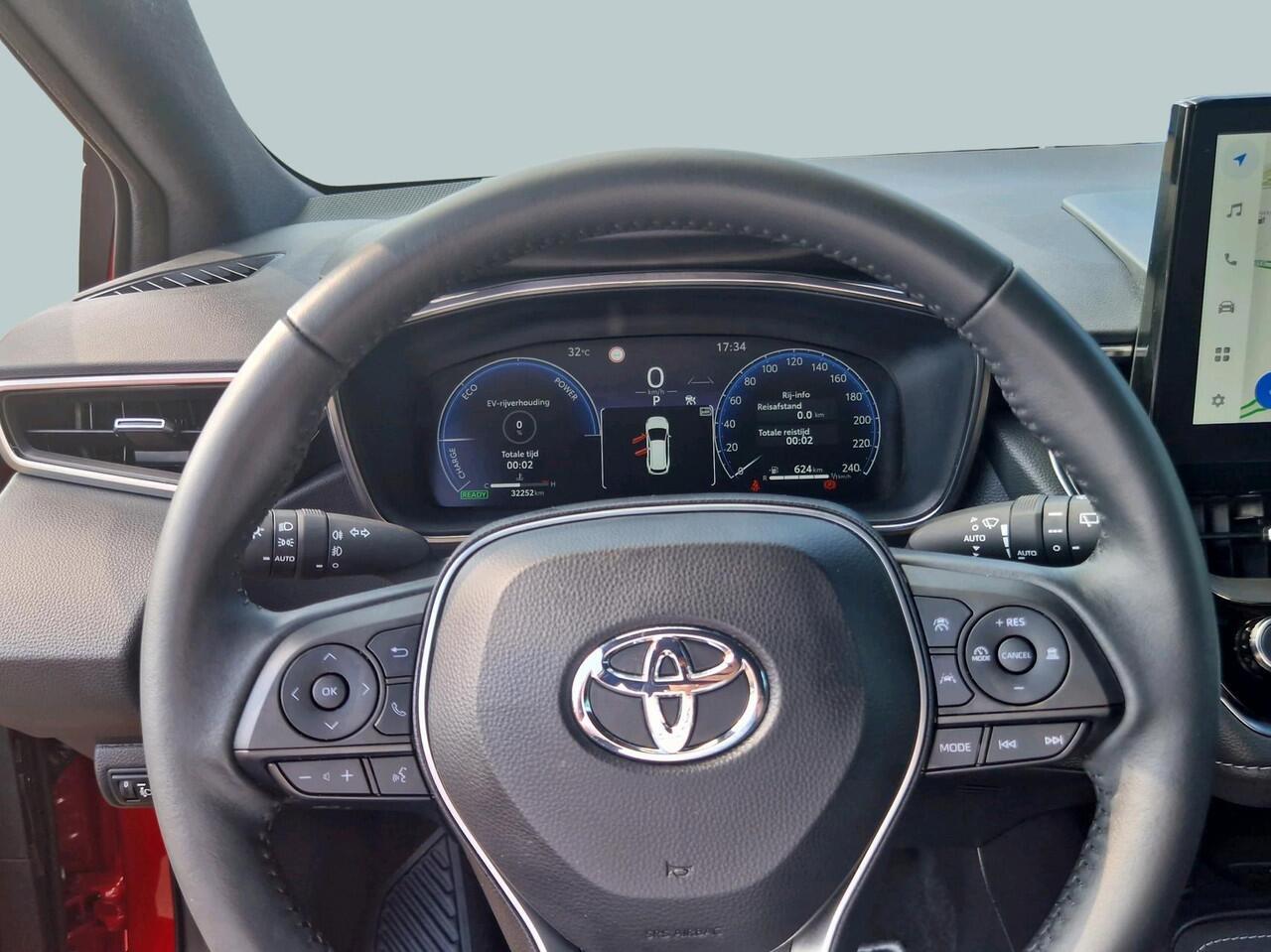 Toyota COROLLA Touring Sports 1.8 Hybrid First Edition Climate Control / Navigatie / Camera