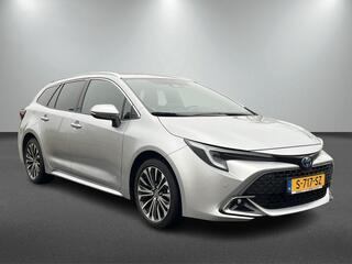 toyota-corolla-1.8-hybrid-first-edi
