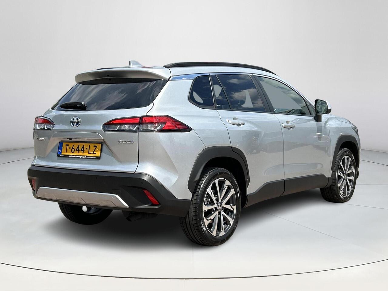 Toyota COROLLA Cross Hybrid 140 Style + Premium Pack | Elektr. klep | Blindspot | Apple CarPlay | Rijklaarprijs incl. garantie |