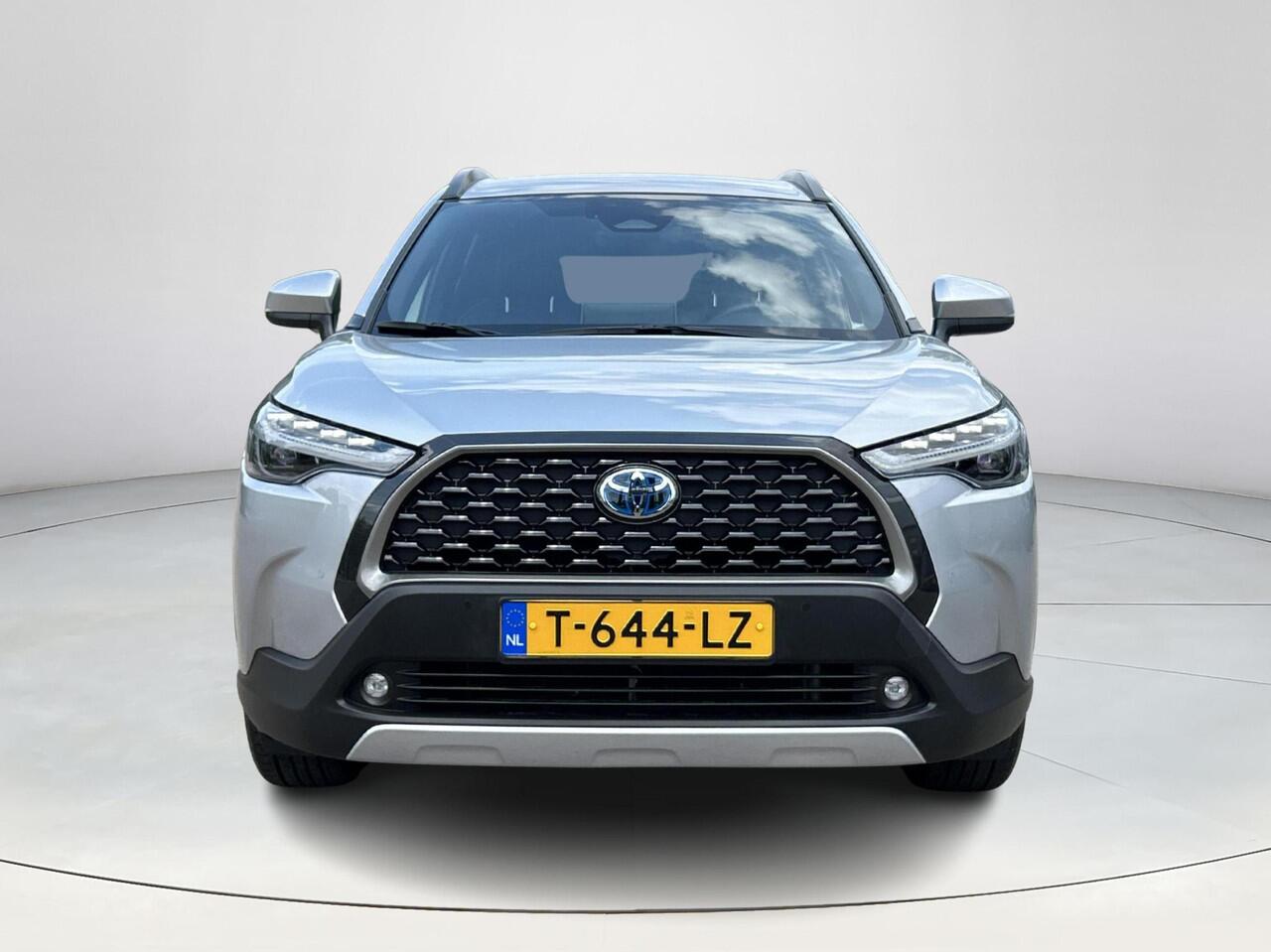 Toyota COROLLA Cross Hybrid 140 Style + Premium Pack | Elektr. klep | Blindspot | Apple CarPlay | Rijklaarprijs incl. garantie |