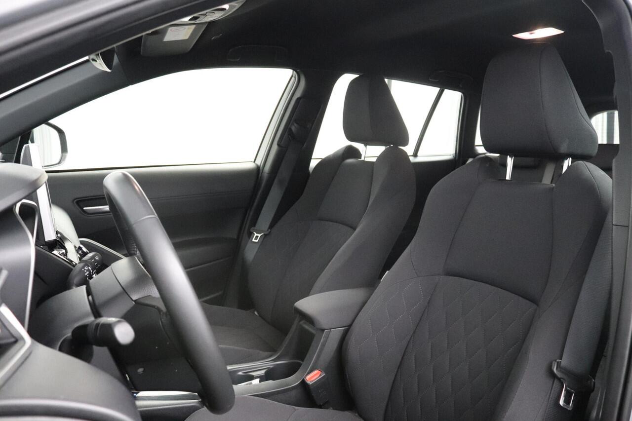 Toyota COROLLA Cross 2.0 High Power Hybrid Active 200PK | Navigatie | Carplay/Android Auto | Camera |