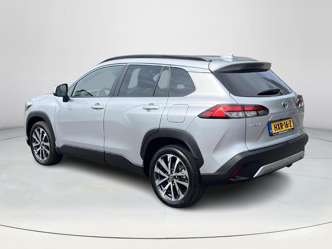 Toyota COROLLA Cross Hybrid 200 Dynamic | Navigatie | Apple CarPlay/Android auto | Achteruitrijcamera | Stoelverwarming | Stuurverwarming