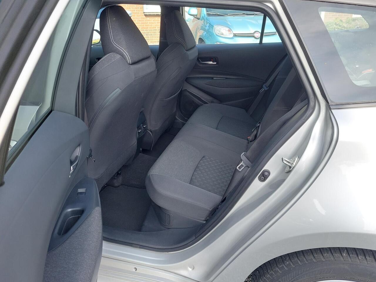 Toyota COROLLA Touring Sports Hybrid 140 Active