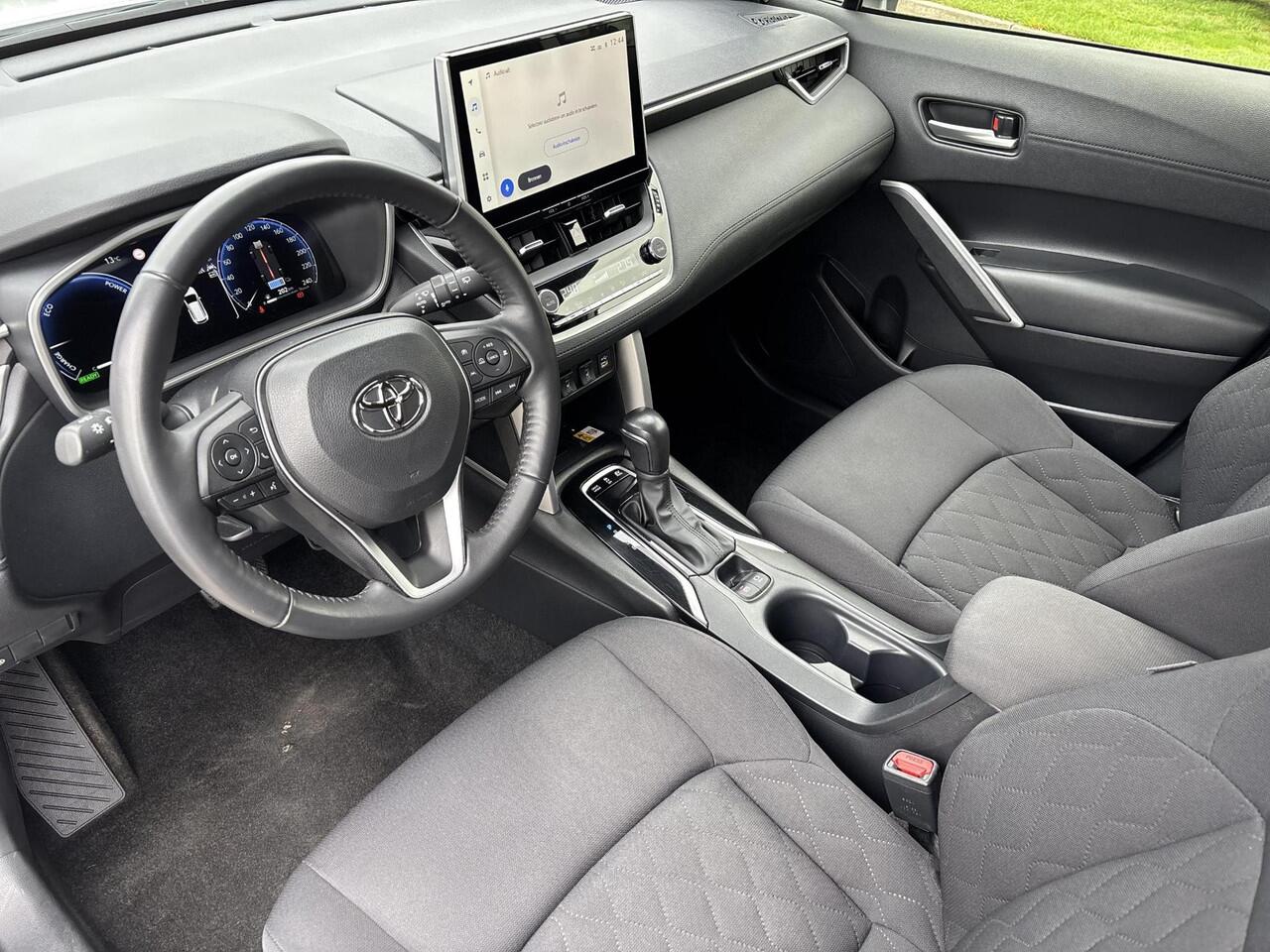 Toyota COROLLA Cross Hybrid 200 Dynamic | All-in prijs | Automaat | Apple/android auto