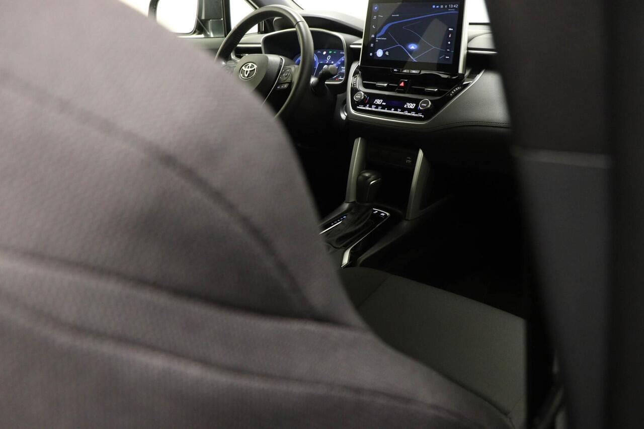 Toyota COROLLA Cross Hybrid 140 Business | LED | DAB | CAMERA | Adaptieve cruisecontrol | Climate control | Navigatie |