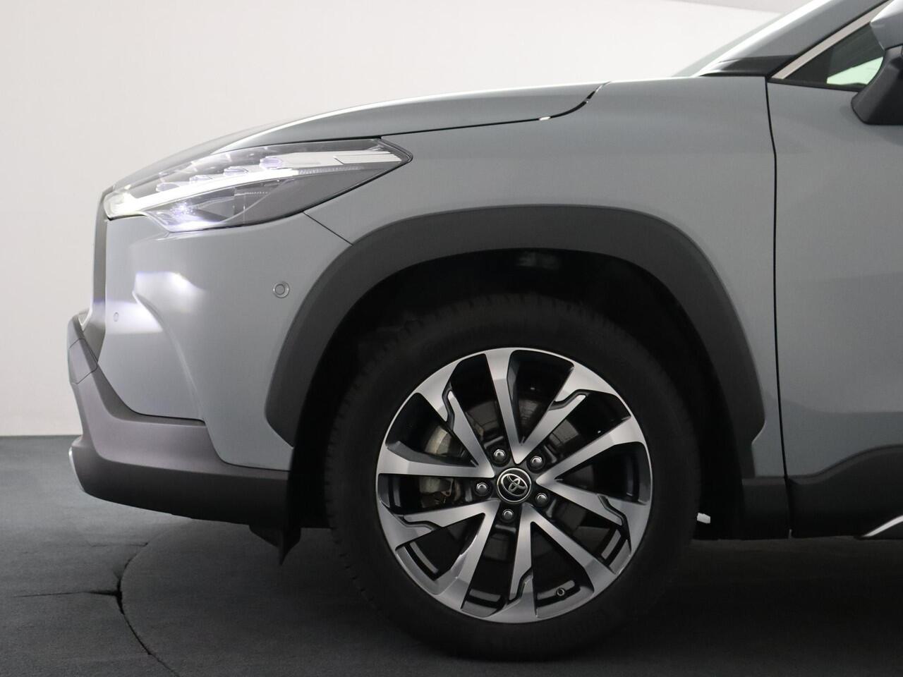 Toyota COROLLA Cross 2.0 High Power Hybrid JBL | ACC | Camera | Panoramadak!