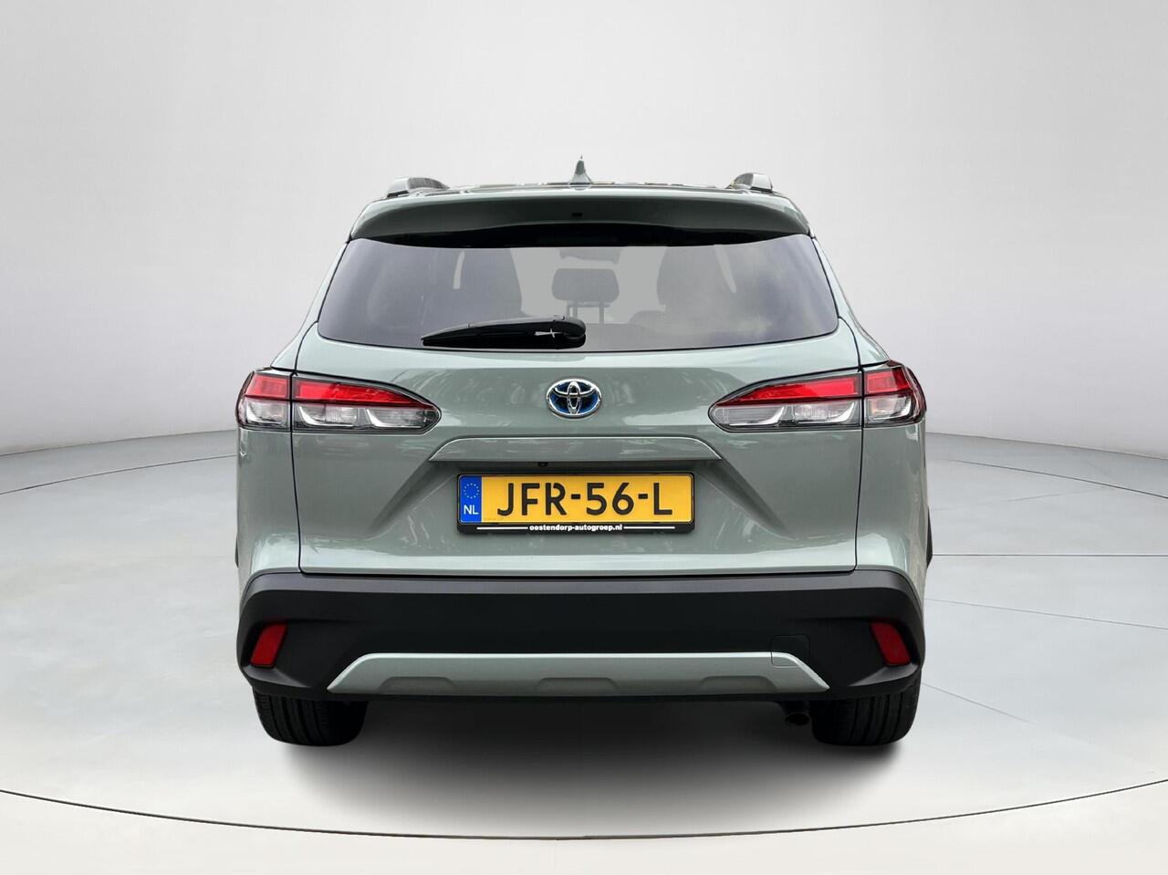 Toyota COROLLA Cross Hybrid 200 Dynamic | Stoel- + stuurverwarming | Navigatie | Keyless entry | LED koplampen |