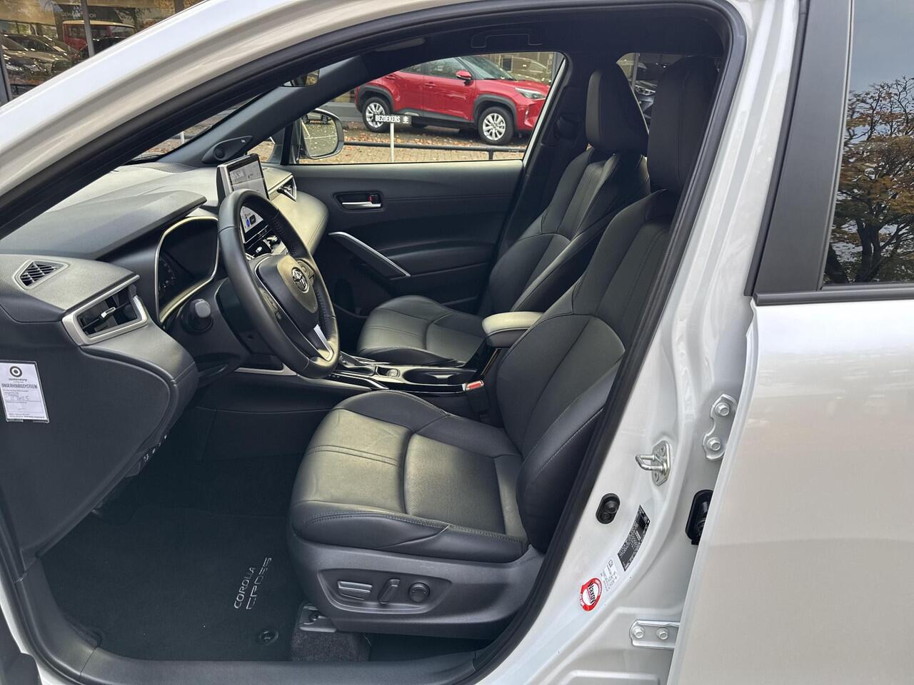 Toyota COROLLA Cross 2.0 High Power Hybrid Launch Edition | 06-10141018 Voor meer informatie