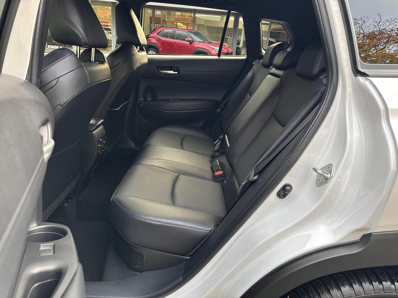 Toyota COROLLA Cross 2.0 High Power Hybrid Launch Edition | 06-10141018 Voor meer informatie