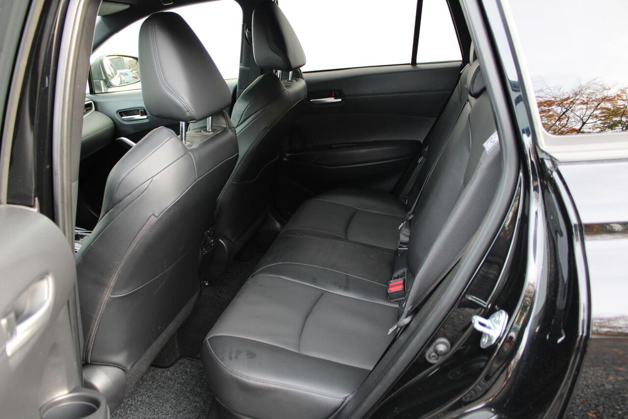 Toyota COROLLA Cross 2.0 High Power Hybrid Launch Edition Automaat, Trekhaak, Applecarplay/Androidauto, Cruise control adaptief