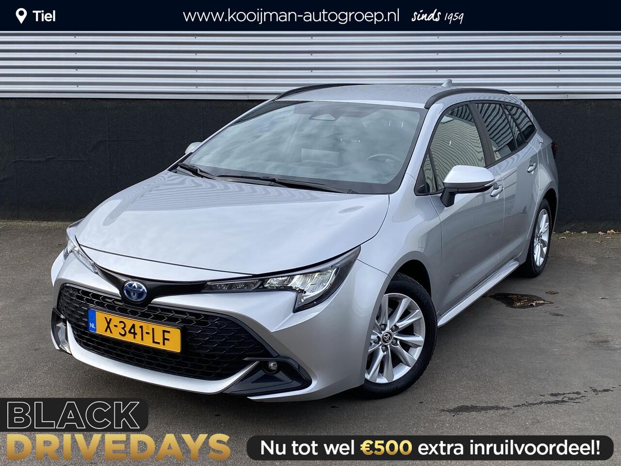 Toyota COROLLA Touring Sports Hybrid 140 Active Adaptieve cruise control, achteruitrij camera, navigatie Apple CarPlay/Android Auto, NL auto, dealer onderhouden, automaat!