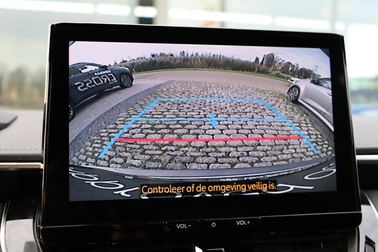 Toyota COROLLA Touring Sports Hybrid 200 Executive, Apple Carplay, Android Auto, JBL Audio, BSM, Parkeersensoren, Stoelverwarming, Heads up display